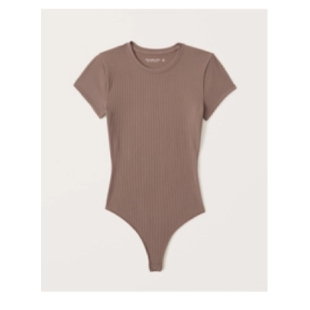Abercrombie & fitch soft brown ribbed short sleeve seamless bodysuit small